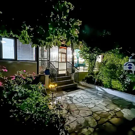 The Garden * Agios Pavlos (Chalkidiki)